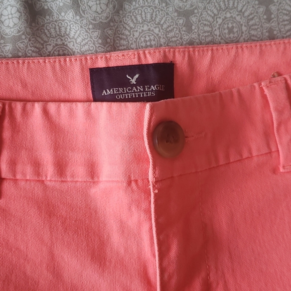 AE Shorts - Picture 6 of 7